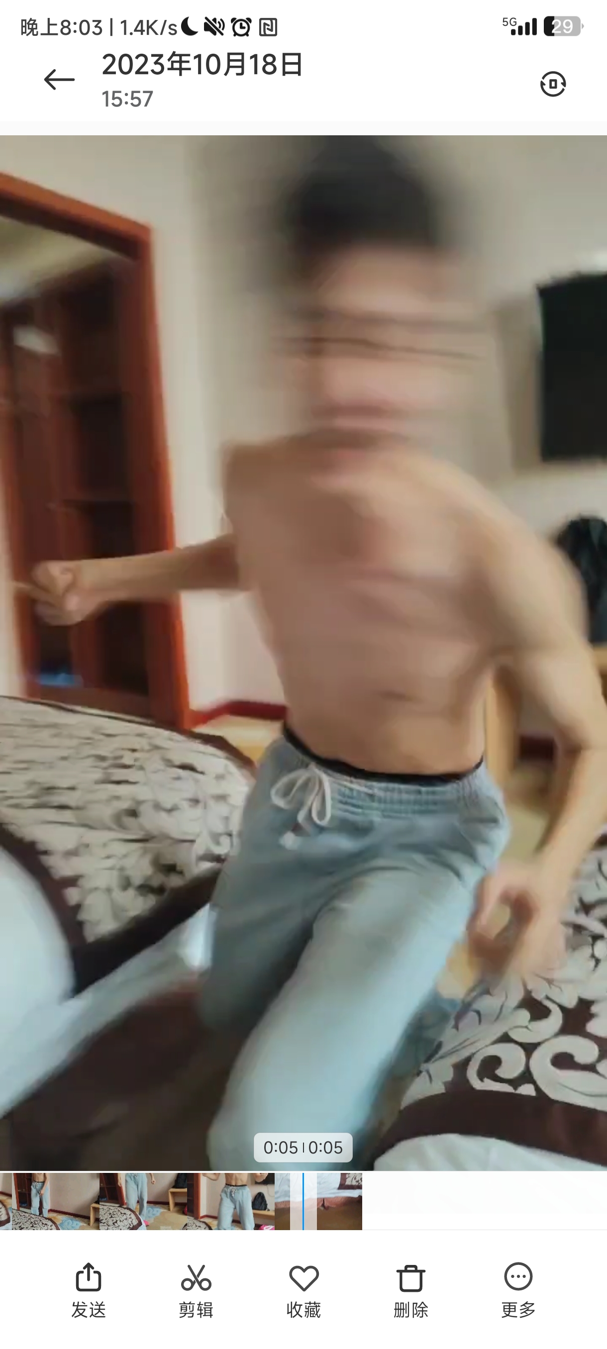照片